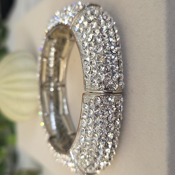 Vintage Jewelry - Vintage Sulver Pave-Set Rhinestone Square Stretch Bangle Bracelet